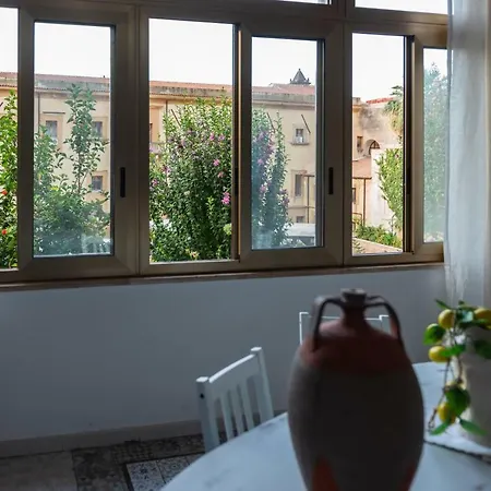 L' Arena - Sicilian Style 140 Mq Flat With Balcony And Arena Seeview * カステッランマーレ・デル・ゴルフォ