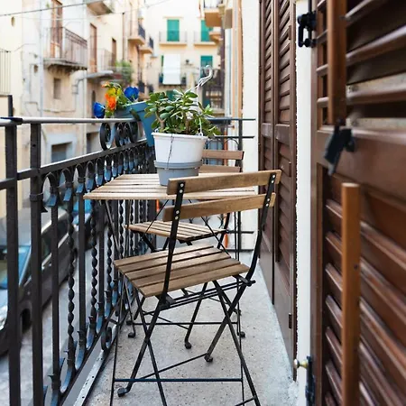 L' Arena - Sicilian Style 140 Mq Flat With Balcony And Arena Seeview * カステッランマーレ・デル・ゴルフォ